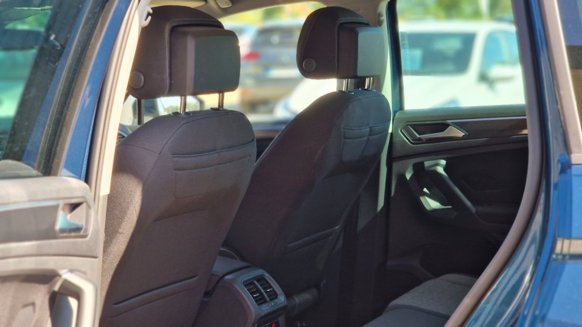 Volkswagen Tiguan - Photo 24