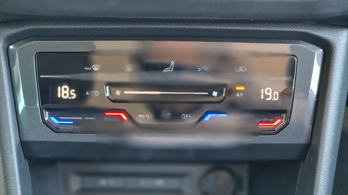 Volkswagen Tiguan - Photo 35