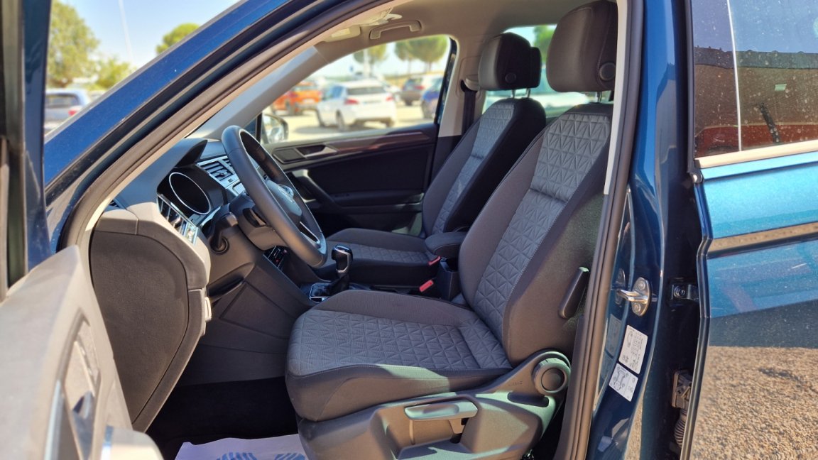 Volkswagen Tiguan - Photo 36
