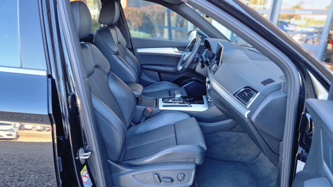 Audi Q5 - Photo 26