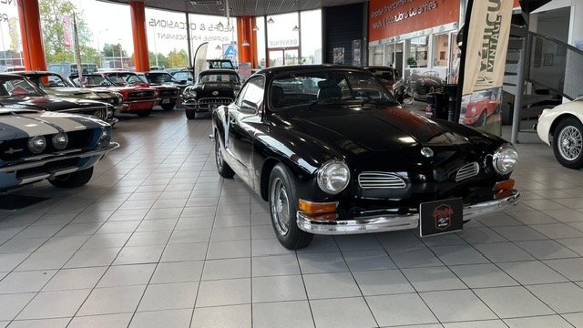 Volkswagen Karmann Ghia