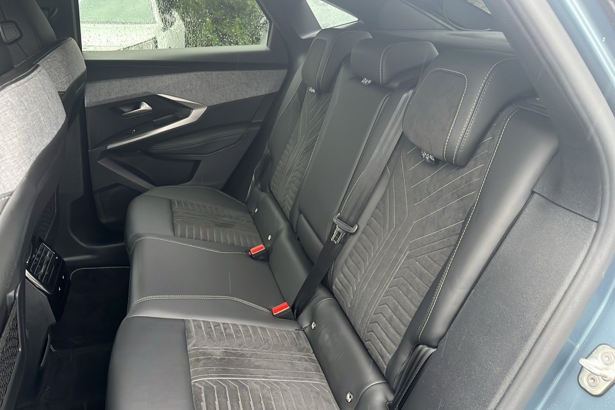 Peugeot 3008 - Photo 12