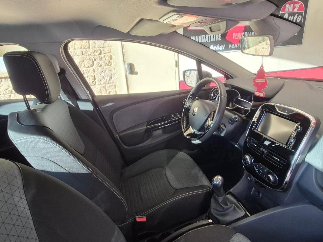 Renault Clio - Photo 13