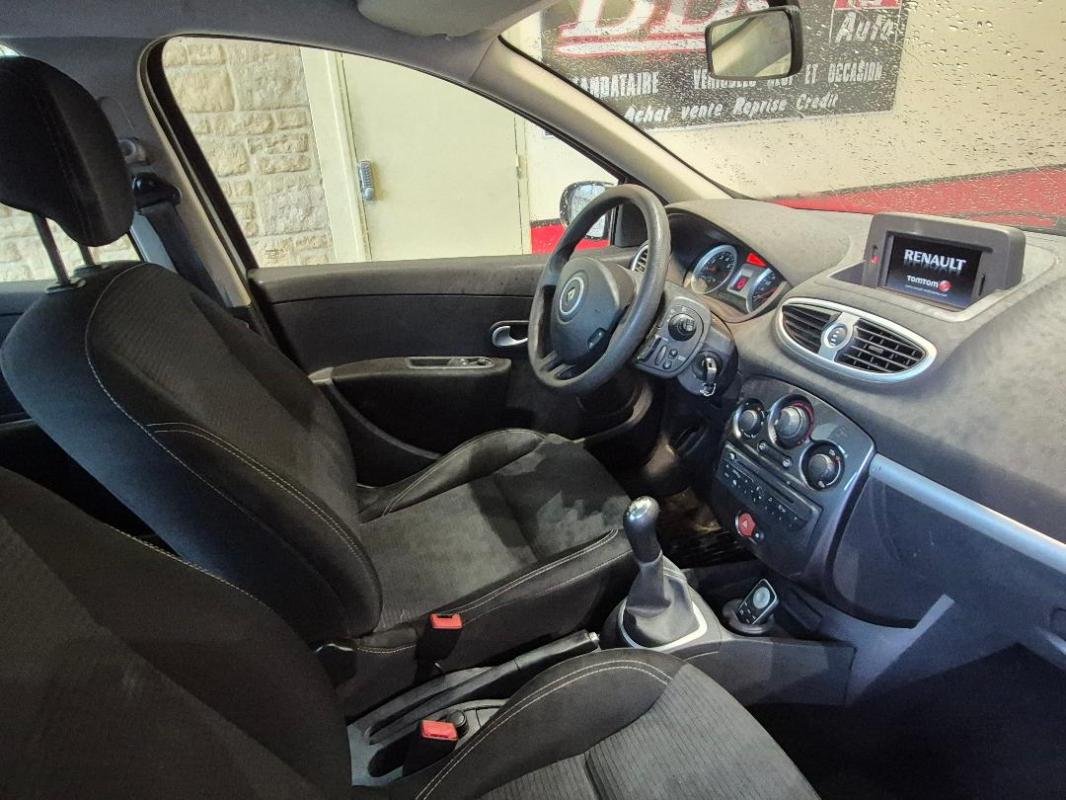 Renault Clio - Photo 3