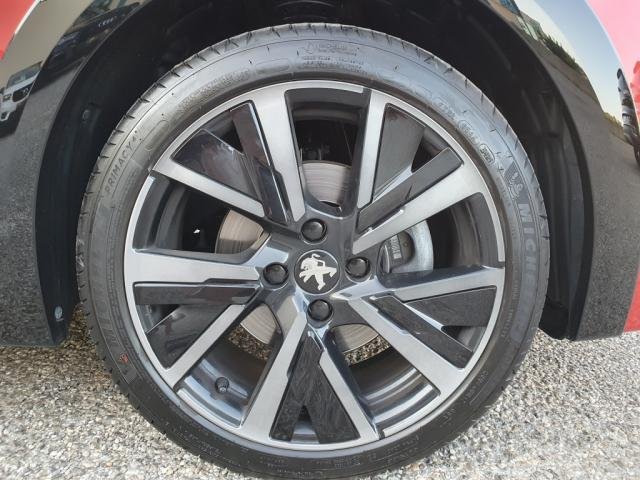 Peugeot 208 - Photo 13