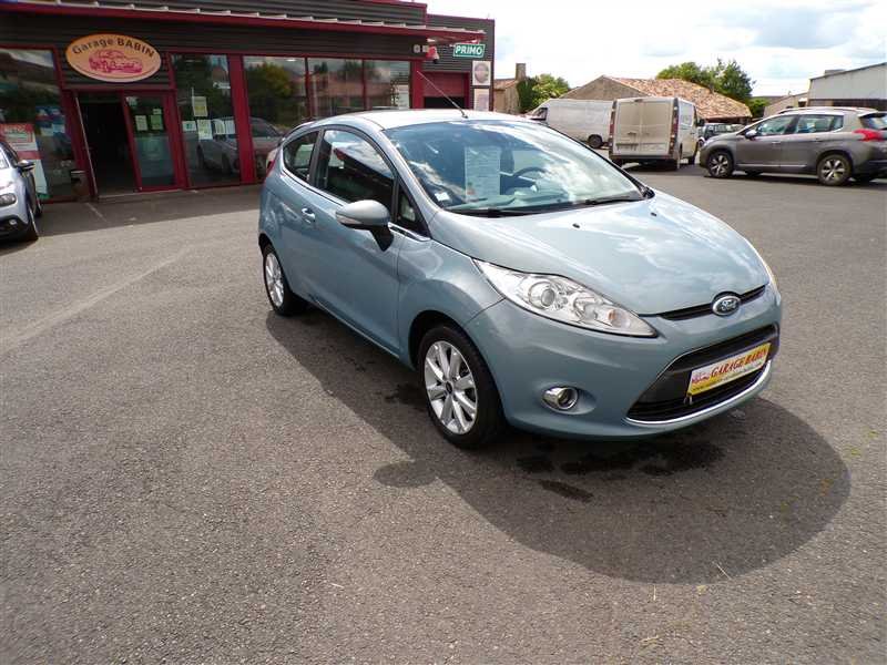 Ford Fiesta - Photo 4