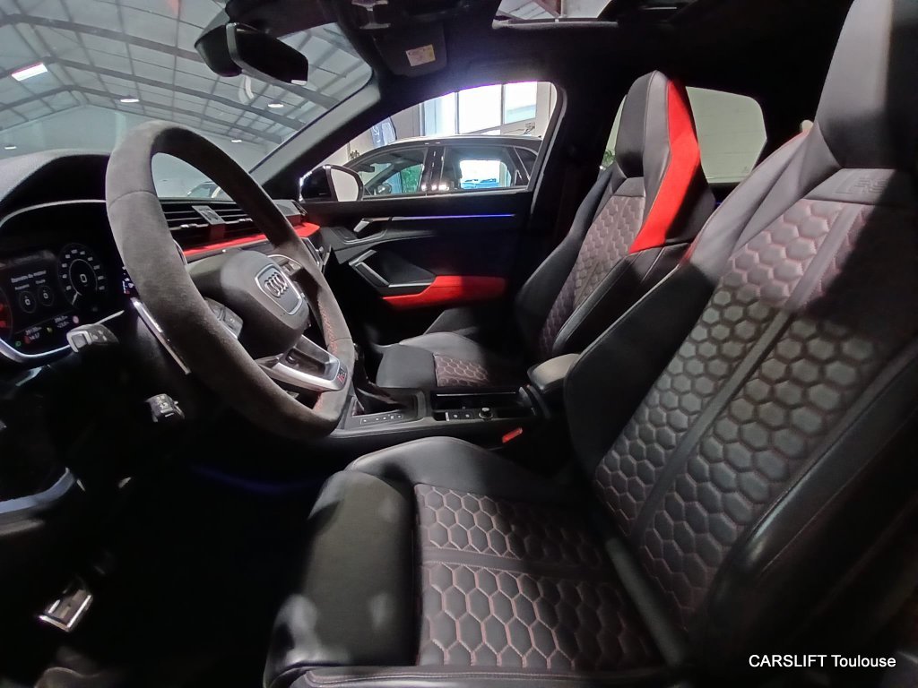 Audi RS Q3 - Photo 19