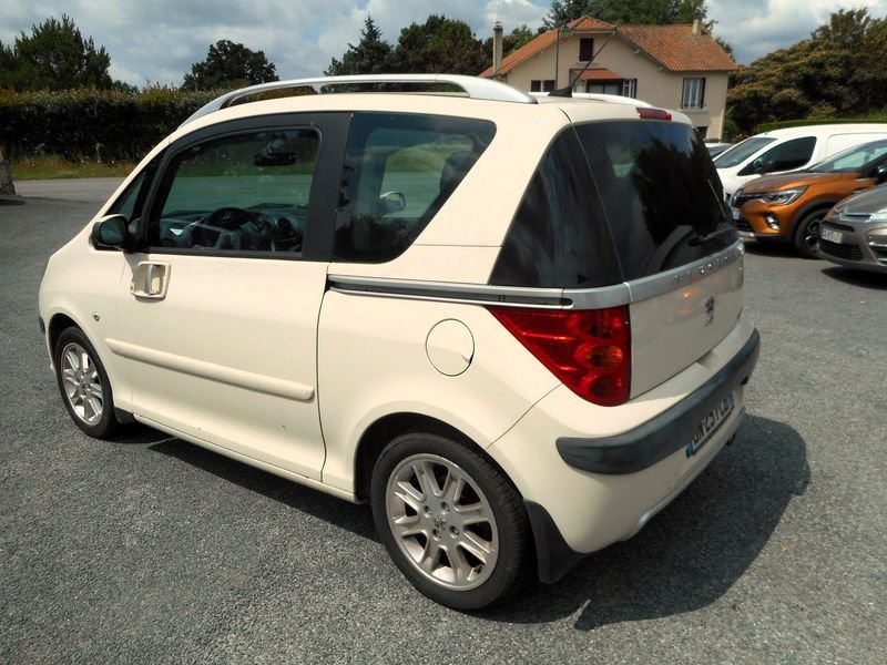 Peugeot 1007 - Photo 3