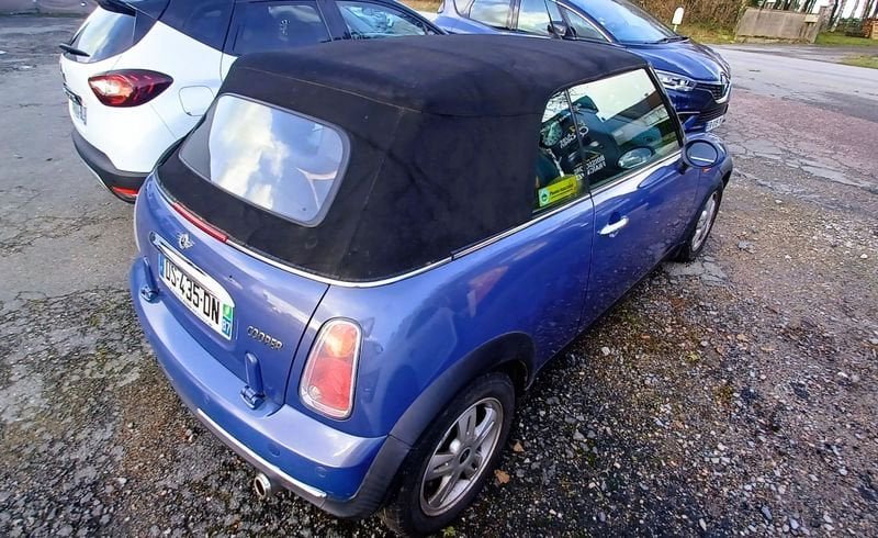 Mini Cabrio - Photo 2