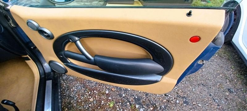Mini Cabrio - Photo 5
