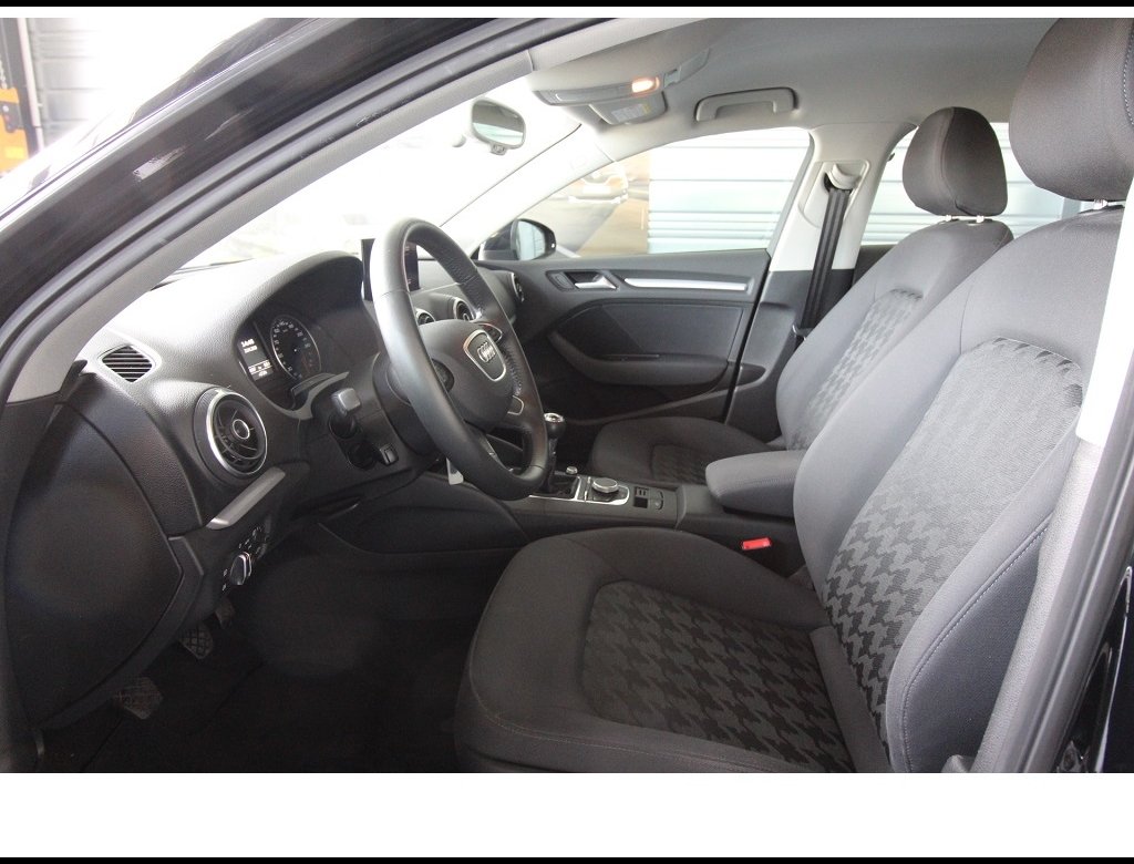 Audi A3 - Photo 3