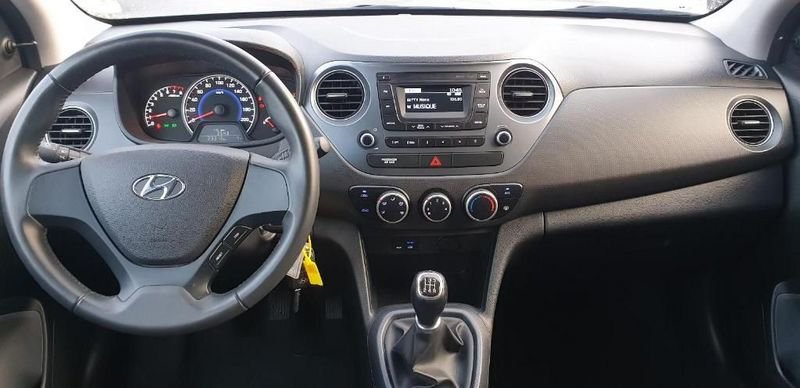 Hyundai i10 - Photo 2