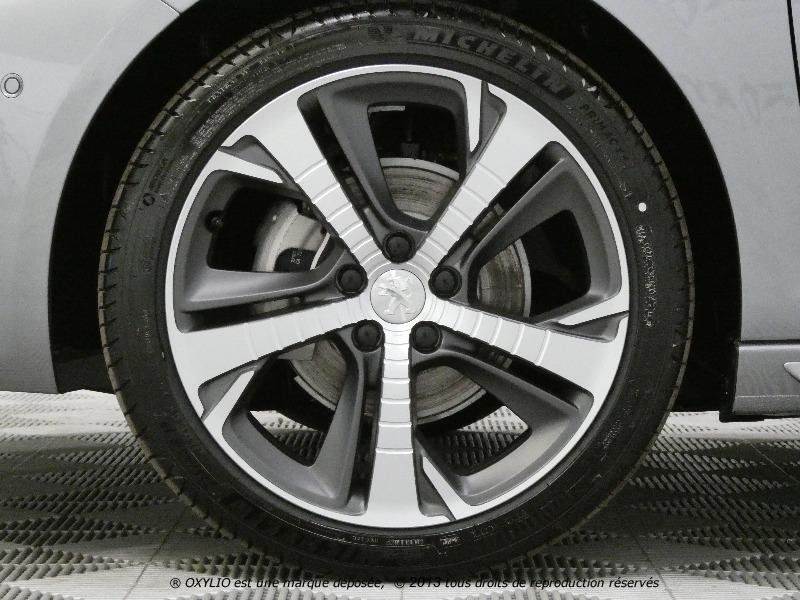 Peugeot 308 - Photo 11