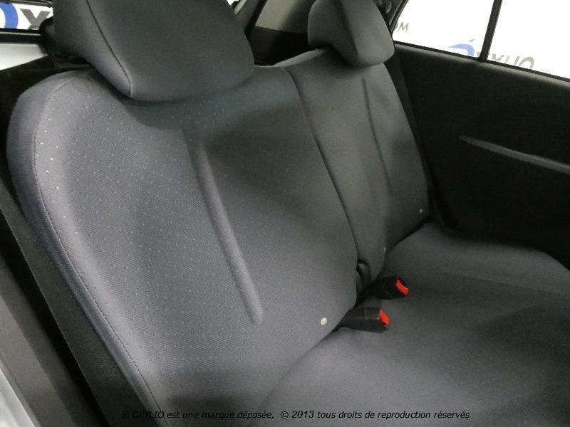 Peugeot iOn - Photo 14