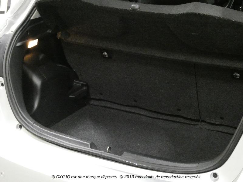Toyota Yaris - Photo 11