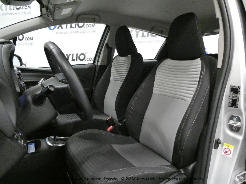 Toyota Yaris - Photo 8