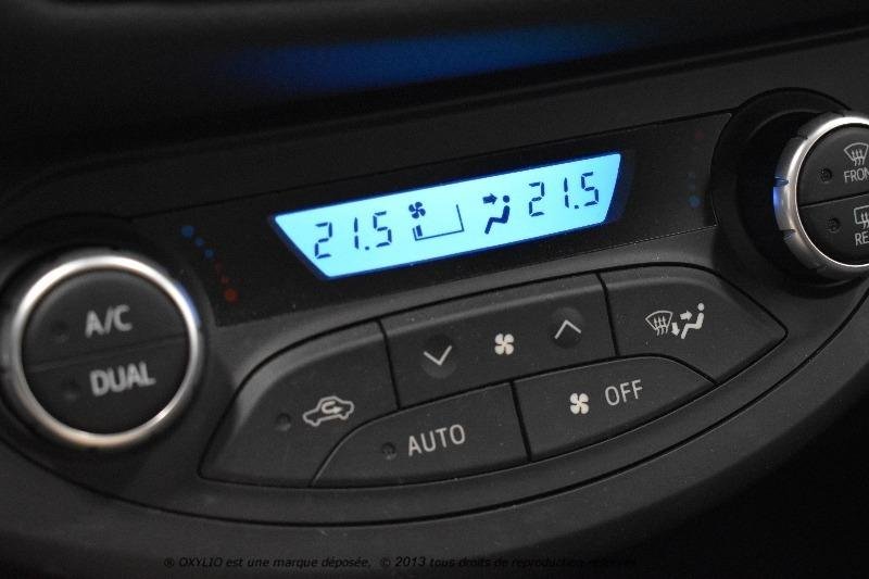 Toyota Yaris - Photo 13