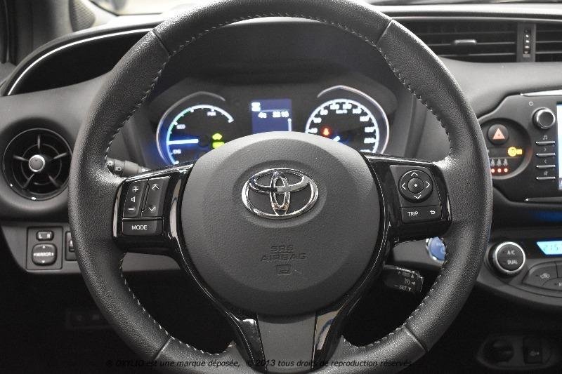 Toyota Yaris - Photo 17