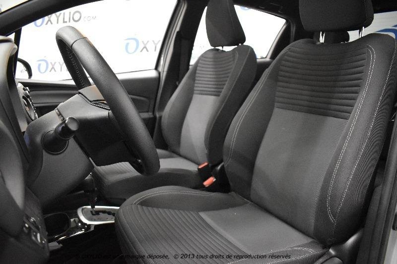 Toyota Yaris - Photo 7