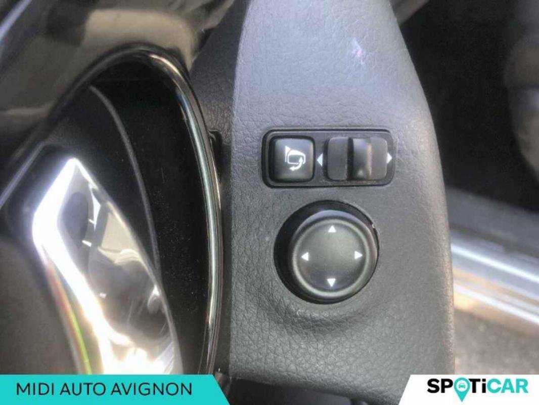 Nissan Qashqai - Photo 16