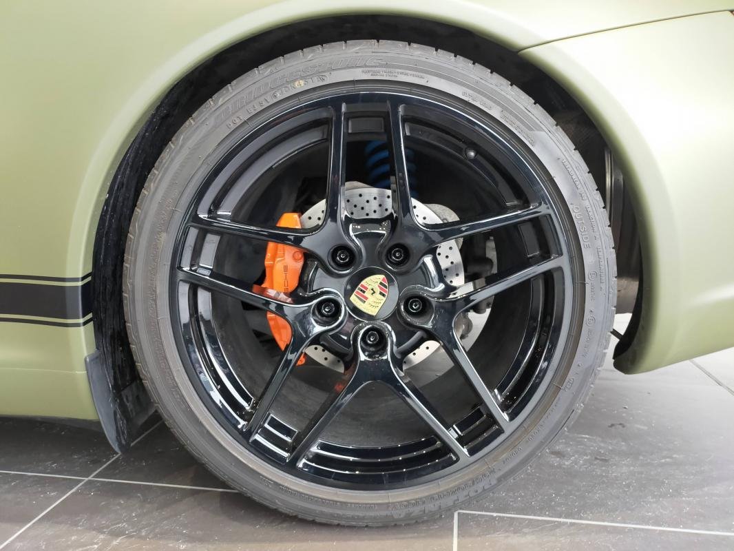 Porsche 911 - Photo 19