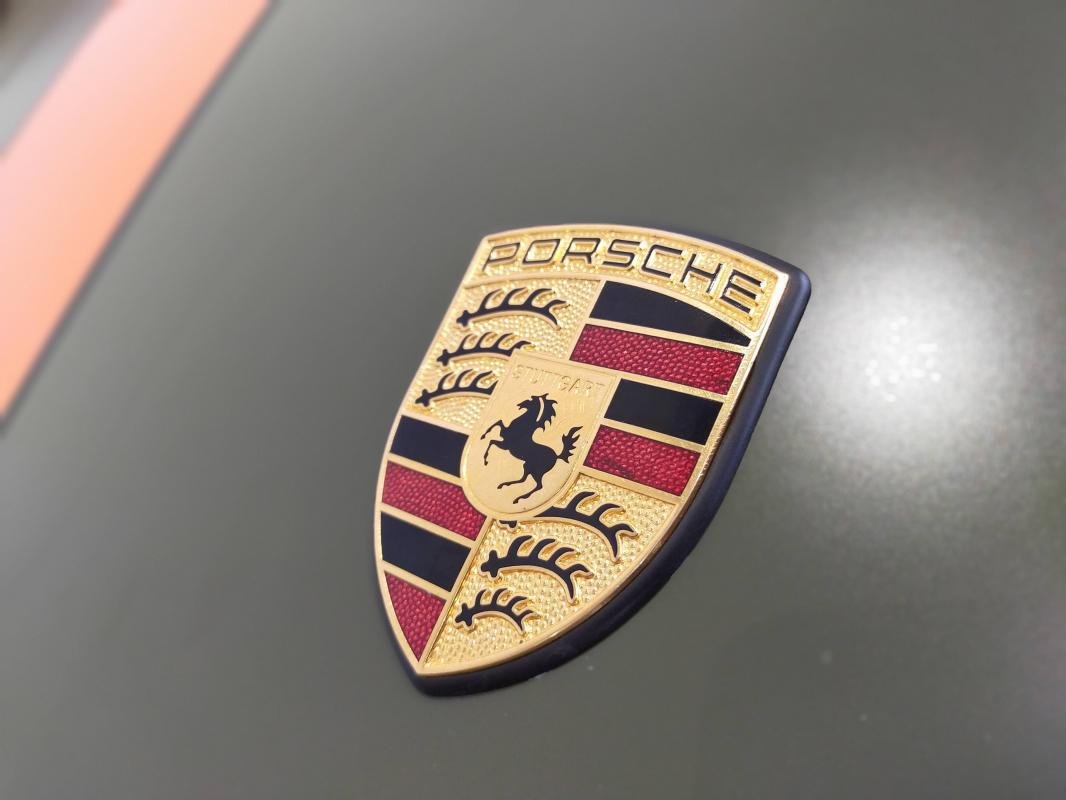 Porsche 911 - Photo 21