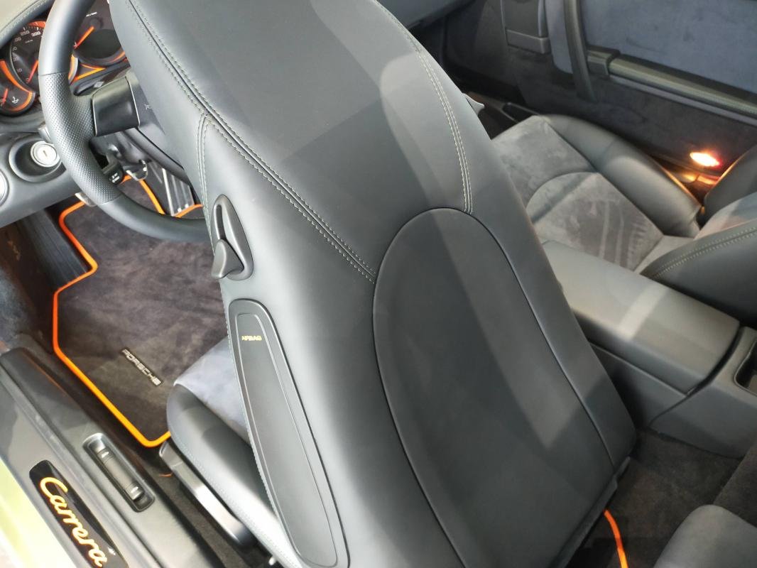 Porsche 911 - Photo 33