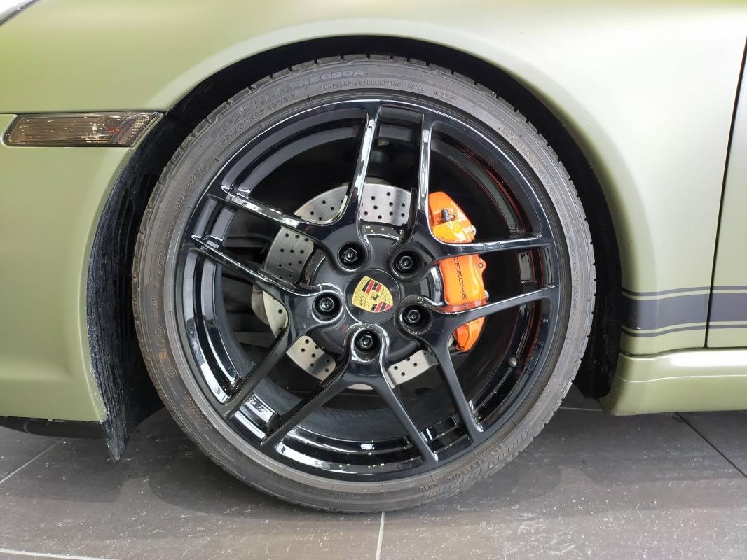 Porsche 911 - Photo 5