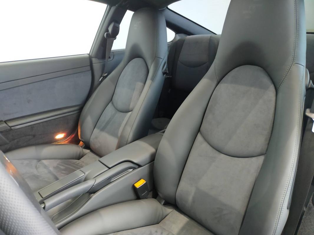 Porsche 911 - Photo 8