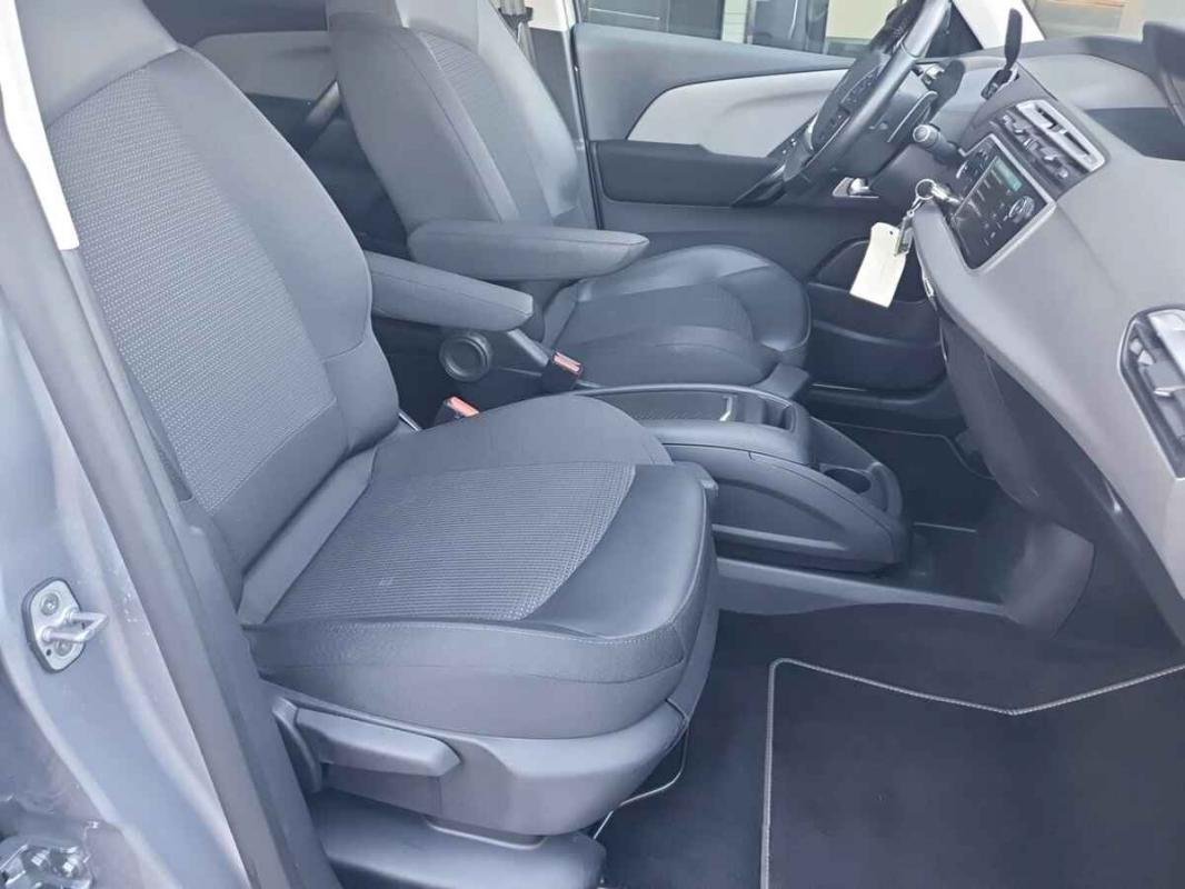 Citroën c4 spacetourer - Photo 31