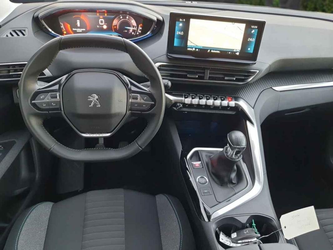 Peugeot 5008 - Photo 9