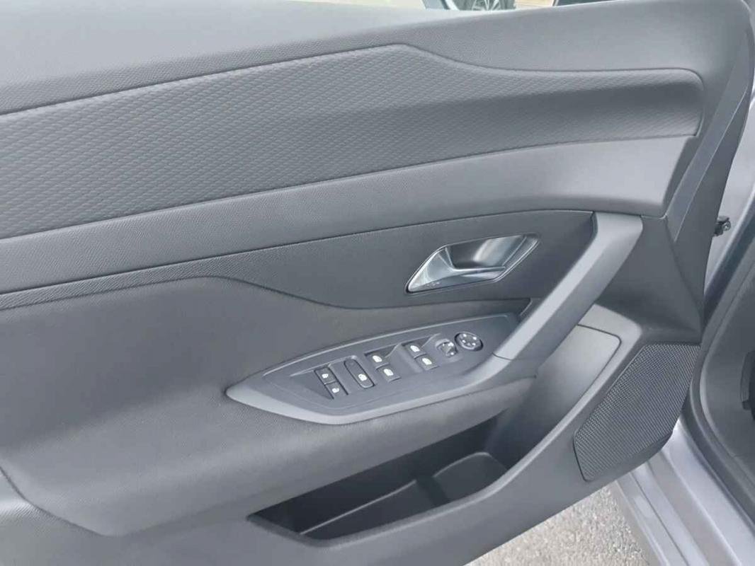Peugeot 308 - Photo 24