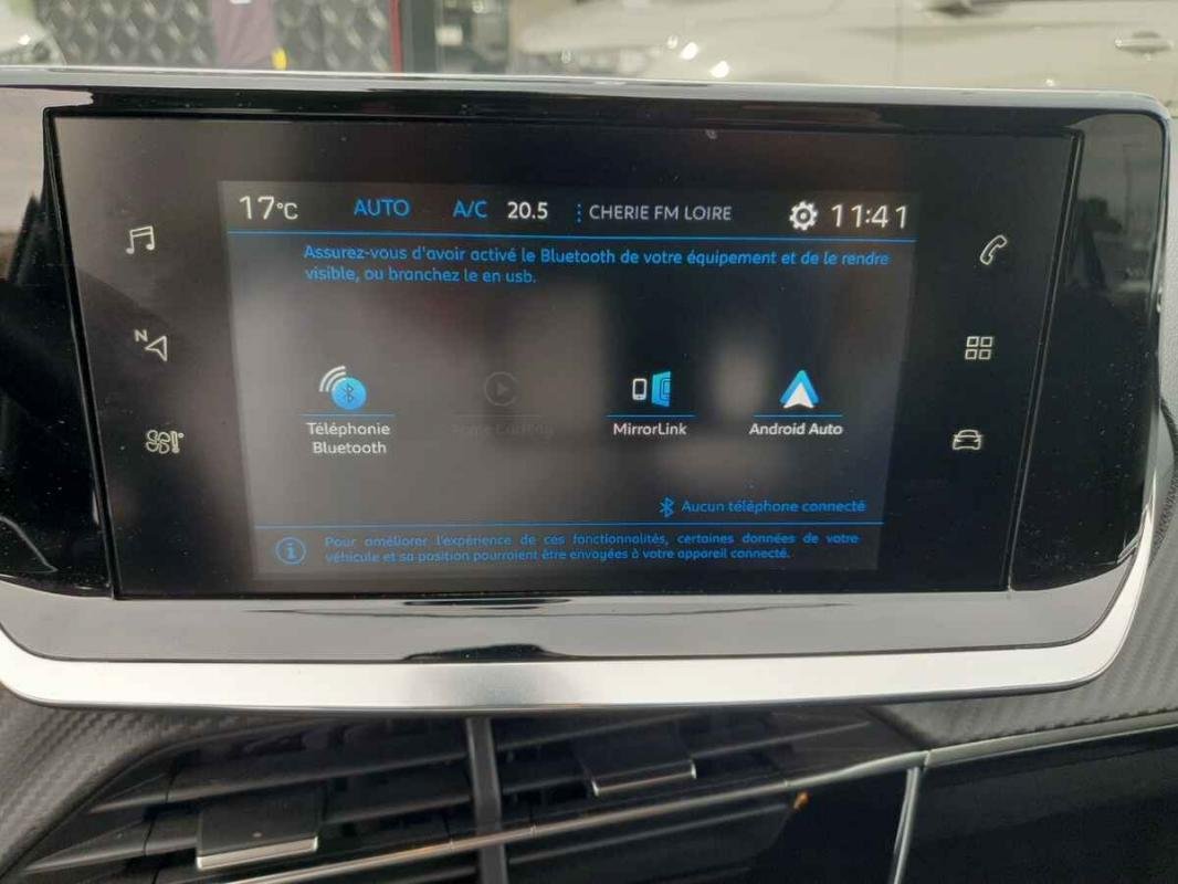 Peugeot 208 - Photo 21
