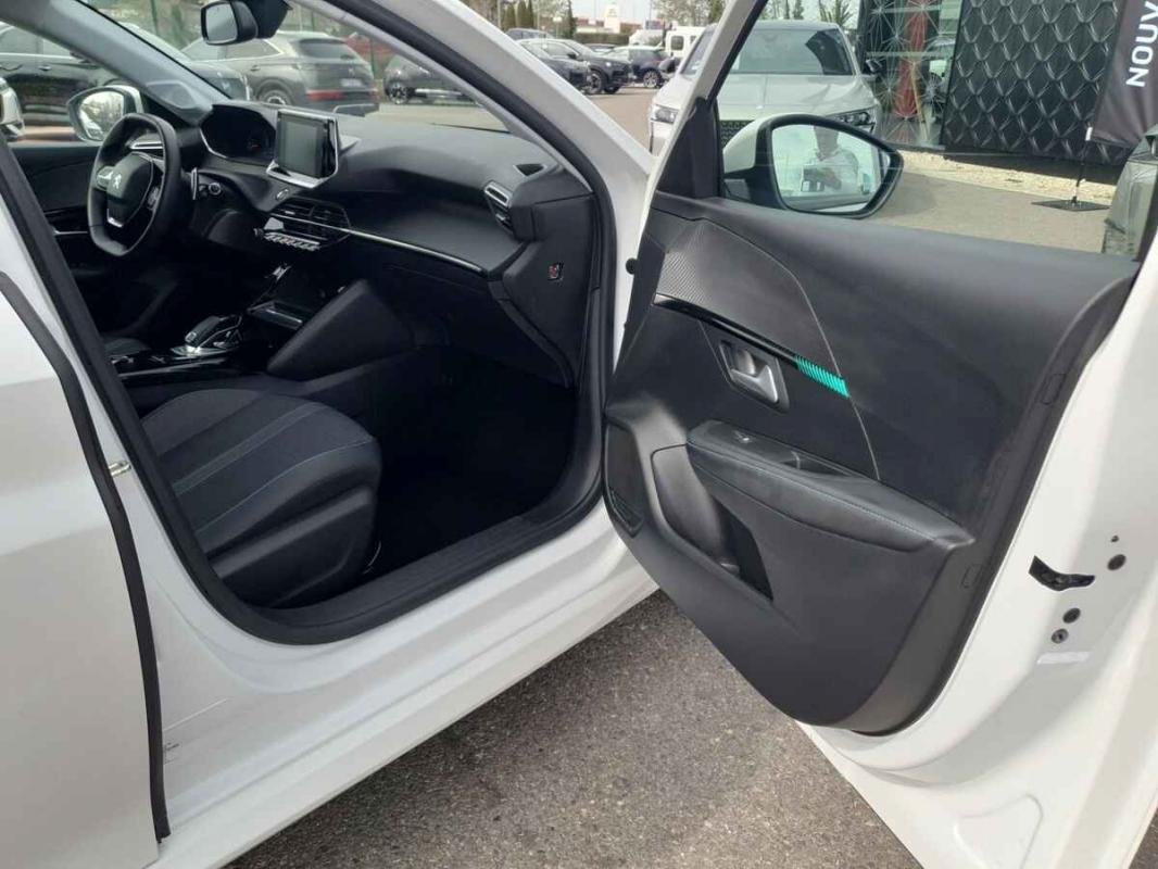 Peugeot 208 - Photo 26