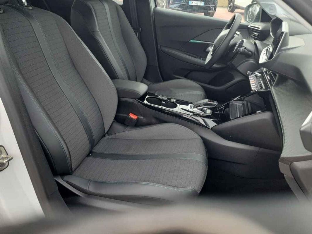 Peugeot 208 - Photo 29