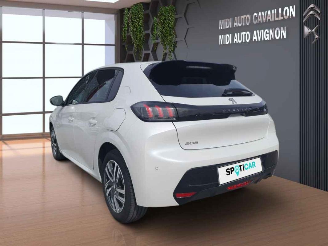 Peugeot 208 - Photo 3