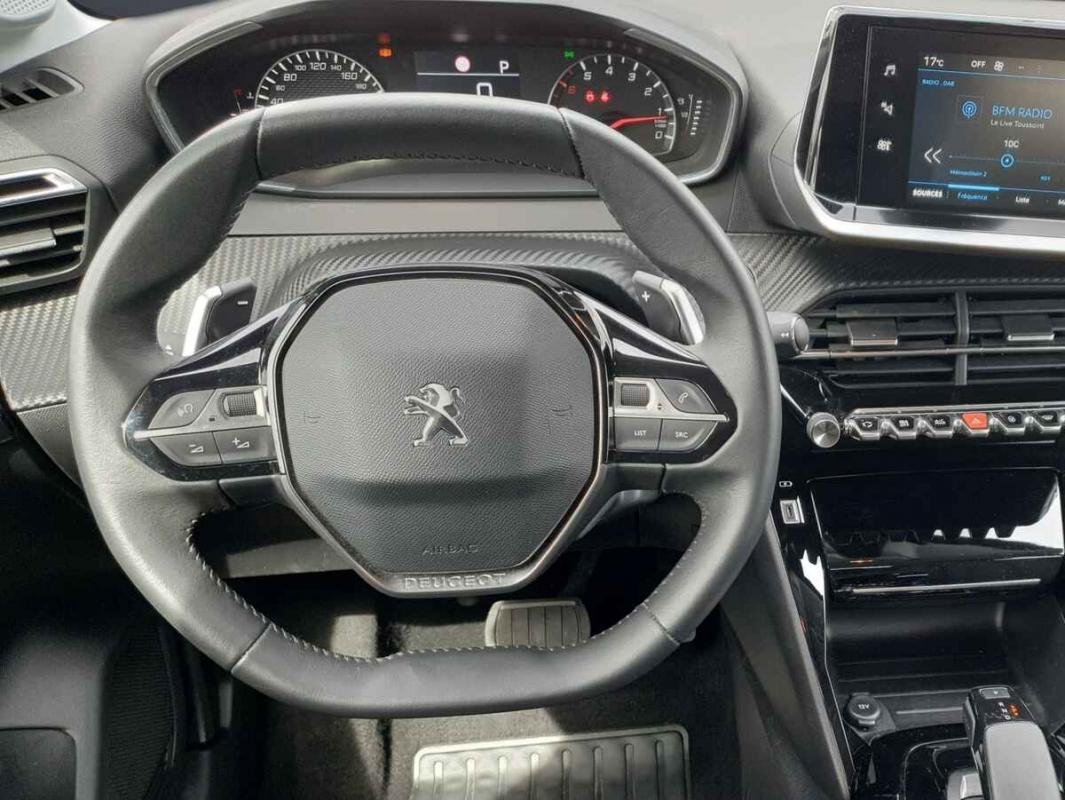 Peugeot 208 - Photo 9