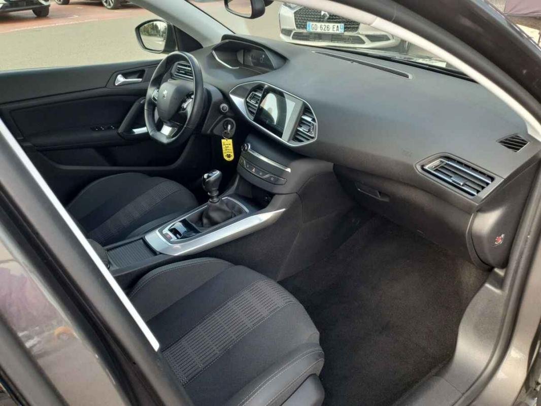 Peugeot 308 - Photo 26