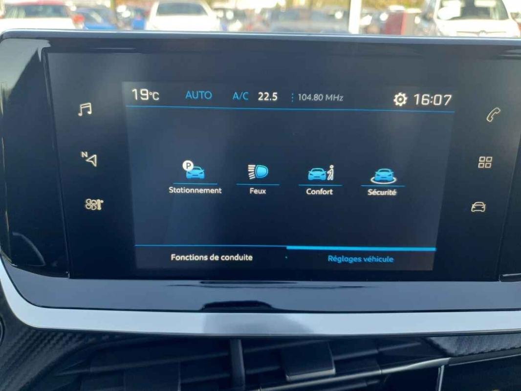 Peugeot 208 - Photo 19