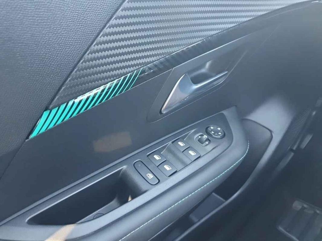 Peugeot 208 - Photo 24