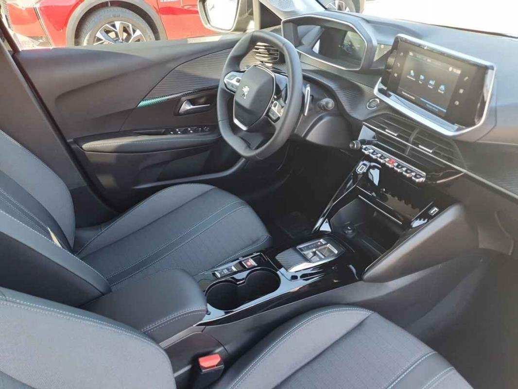 Peugeot 208 - Photo 26