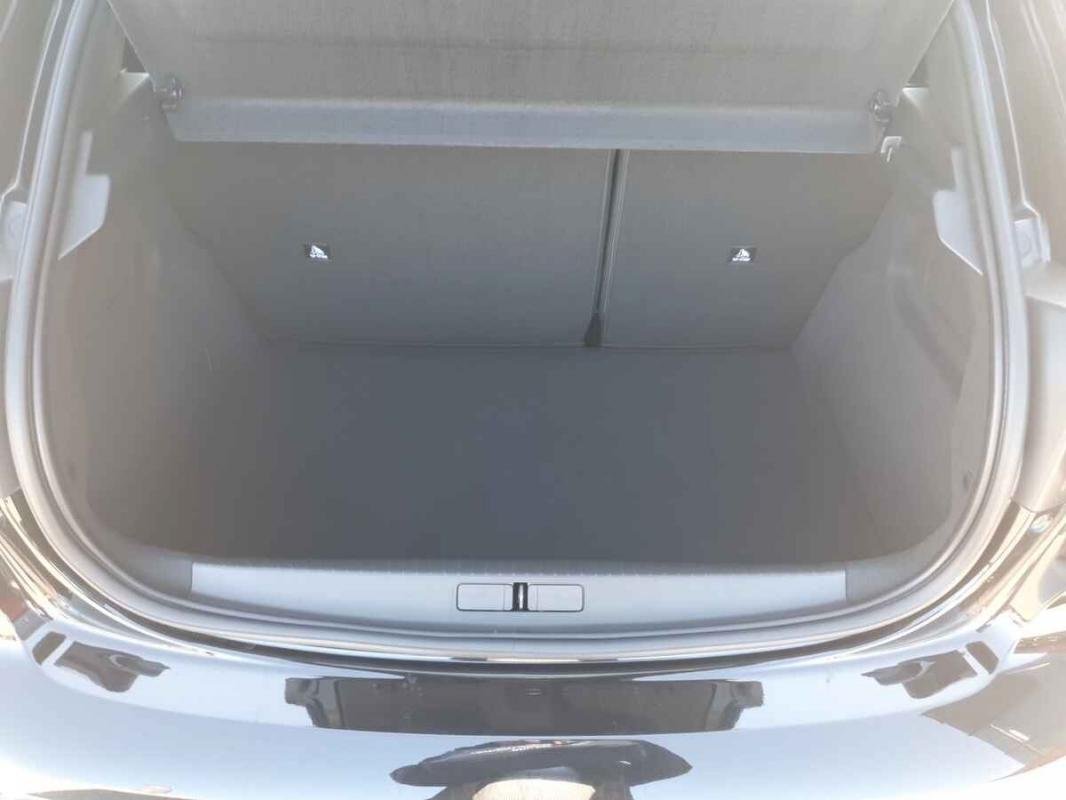 Peugeot 208 - Photo 5