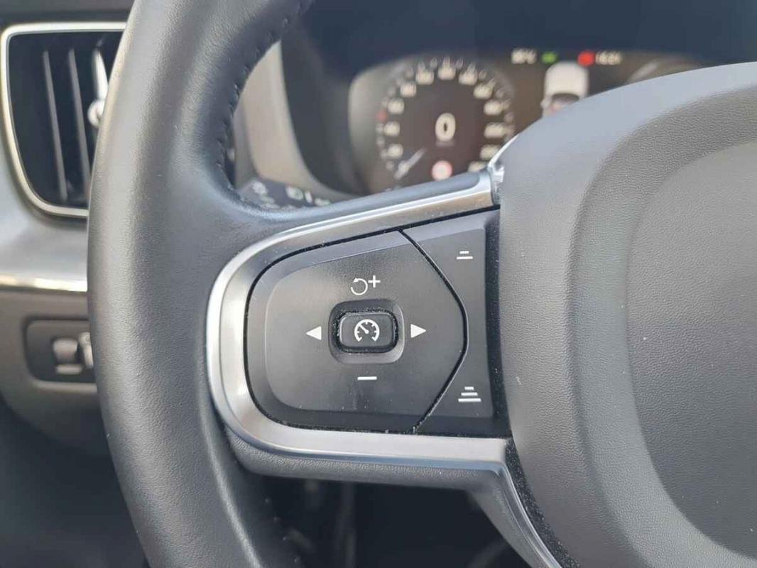 Volvo XC60 - Photo 15