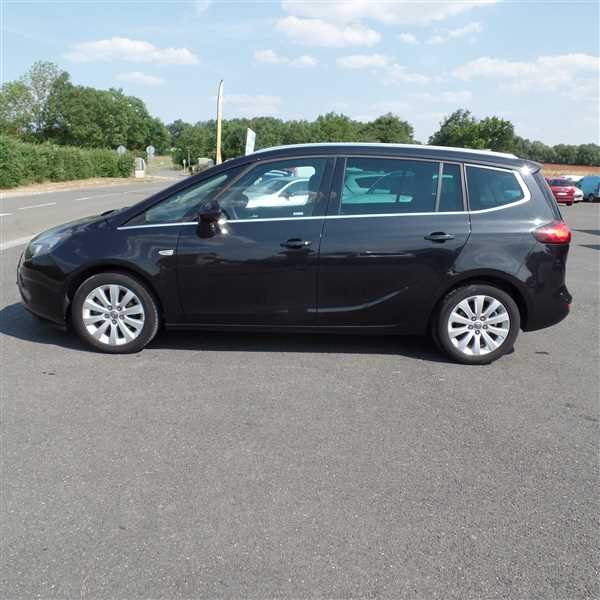 Opel Zafira Tourer - Photo 8