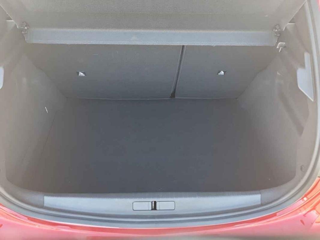 Peugeot 208 - Photo 5