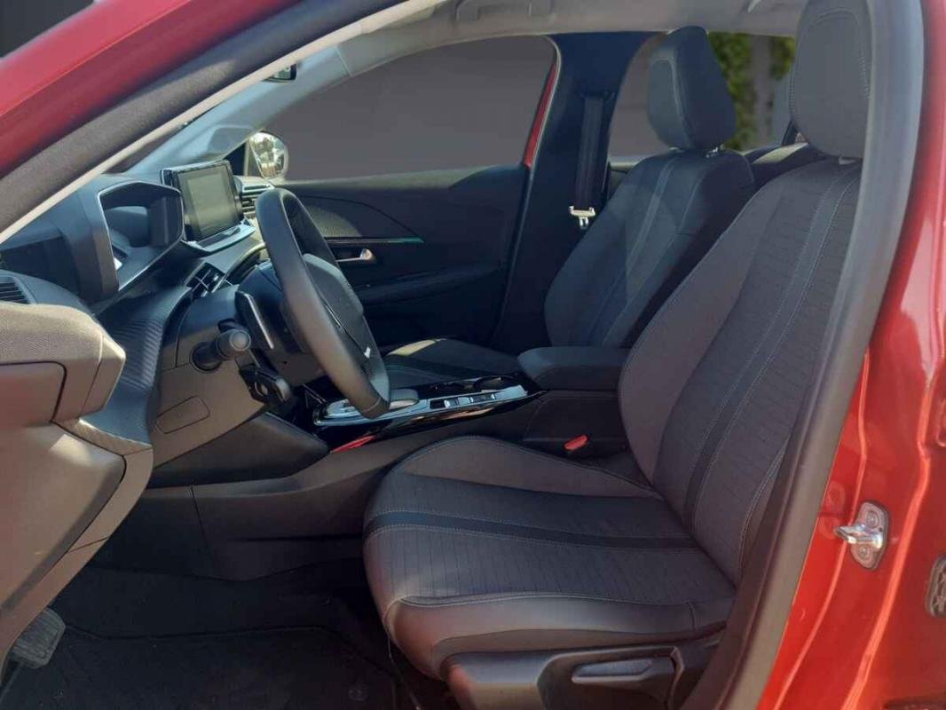 Peugeot 208 - Photo 6