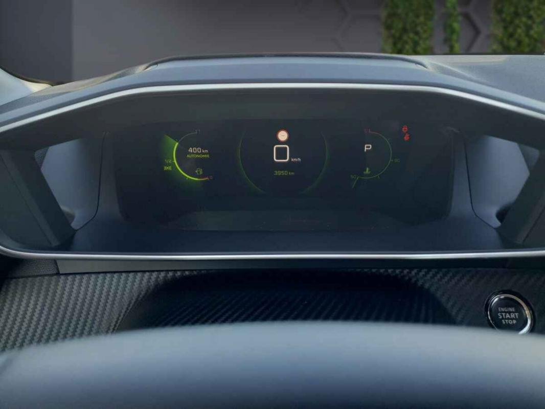 Peugeot 208 - Photo 9