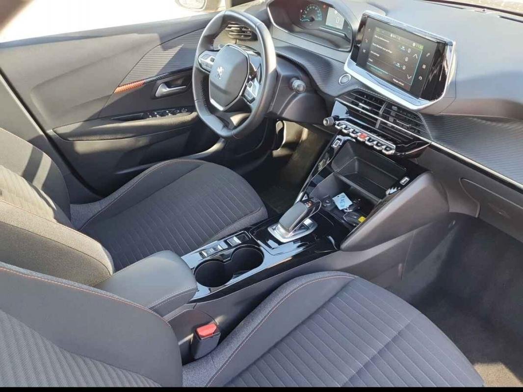 Peugeot 208 - Photo 20
