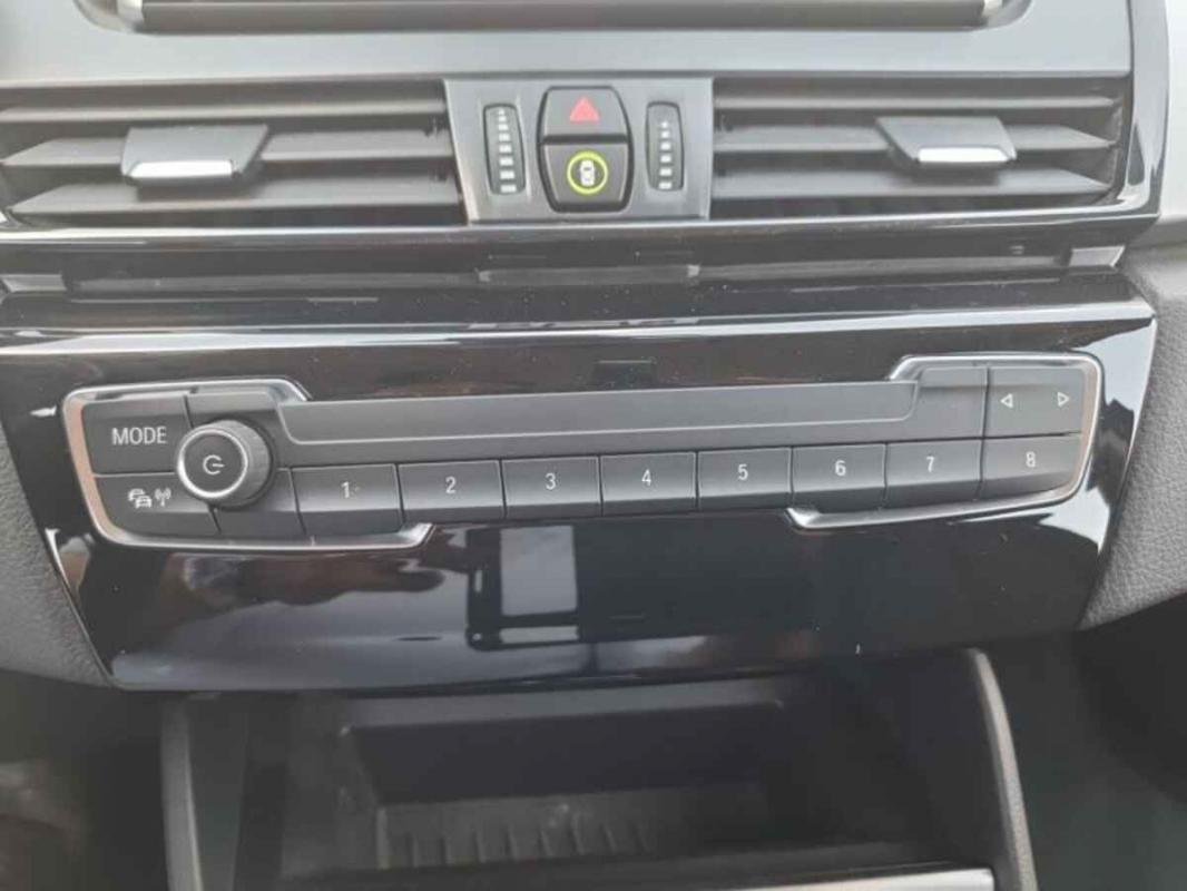 BMW Serie 2 - Photo 17
