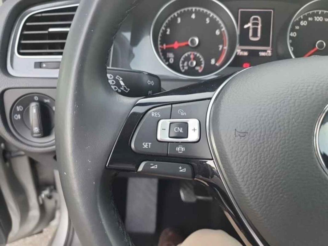 Volkswagen Golf - Photo 14